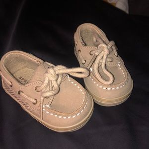 Baby Neutral Sperry’s